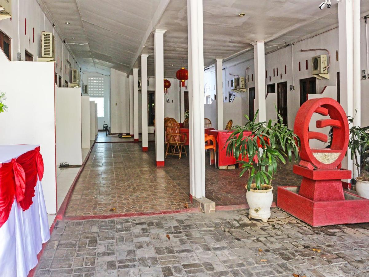 Oyo 91416 Puri 88 Homestay クパン エクステリア 写真