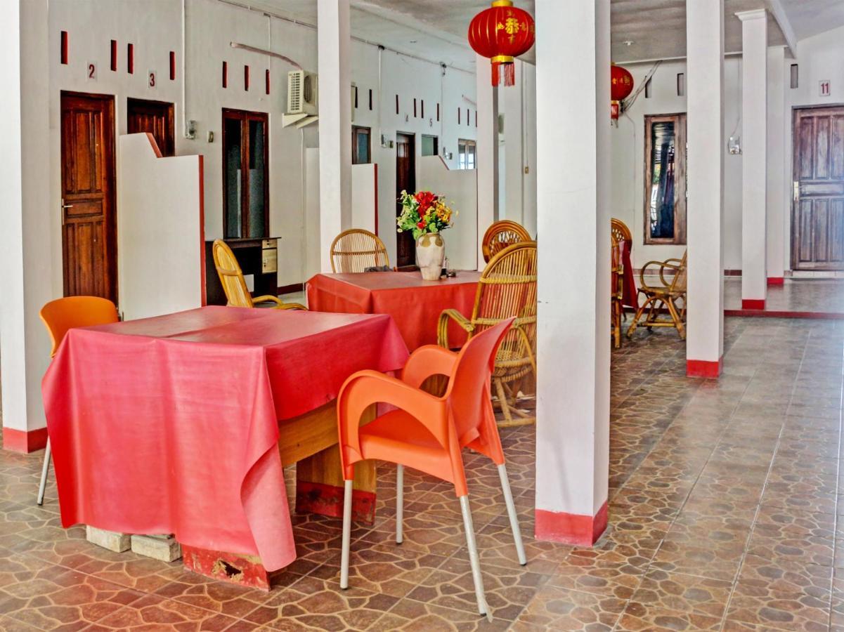 Oyo 91416 Puri 88 Homestay クパン エクステリア 写真